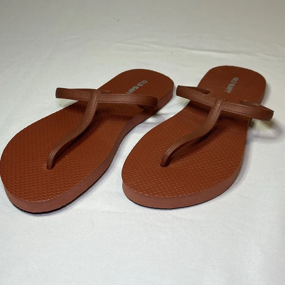 OLD NAVY Flip Flop Sandals Women's Size 6, S Burnt Orange SlipOn Rubber